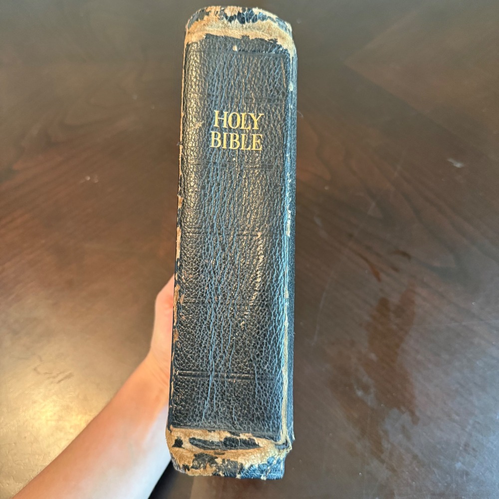 Vintage 1947 KJV Holy Bible Spencer Press Large Type Red Letter Thumb Indexed - Picture 9 of 14
